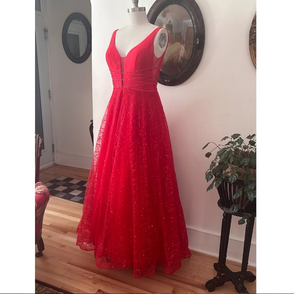 Ellie Wilde Mon Cheri Beaded Sequinned Prom - Picture 1 of 7